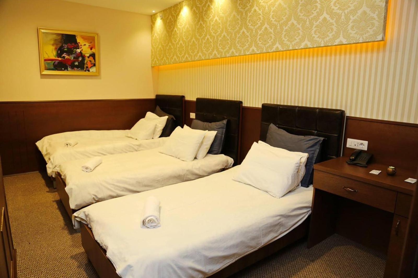 פריזרן Hotel Ok מראה חיצוני תמונה