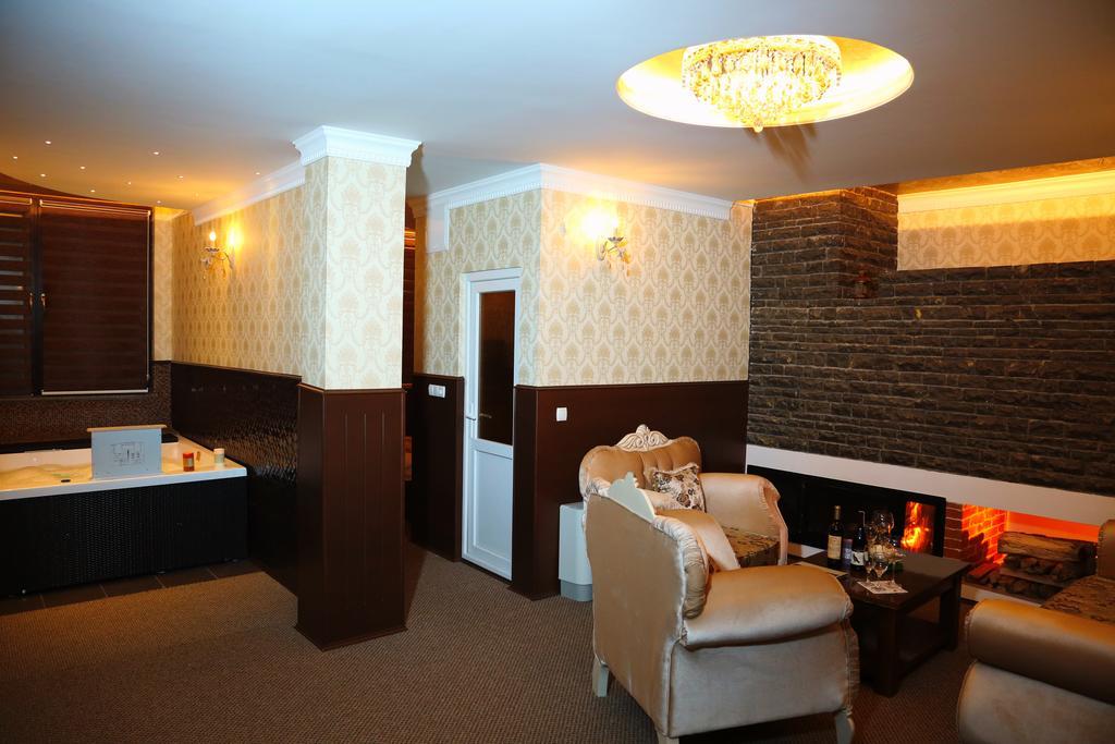 פריזרן Hotel Ok מראה חיצוני תמונה